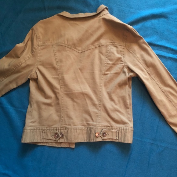 jacket - Picture 3 of 3